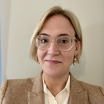 Elizabeth Rosner
